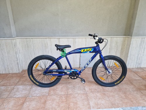 Vintage felt beach cruiser - felt,